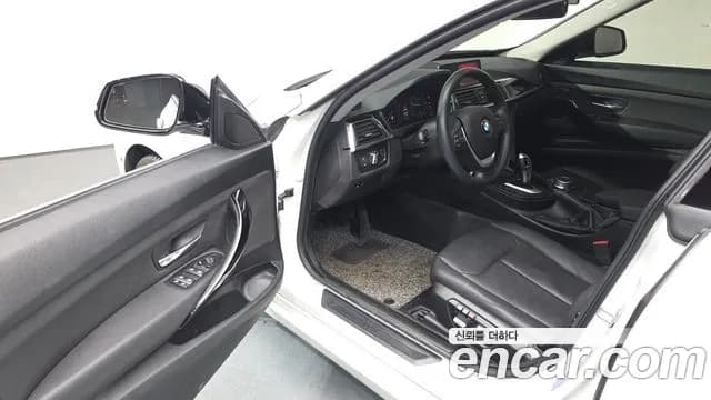 2021 BMW 3Series GT (F34) GT 320d Premium Sold VIN WBA8T3107MCE94453 – photo 19 2021 BMW 3Series GT (F34) GT 320d Premium Sold VIN WBA8T3107MCE94453 – photo 19