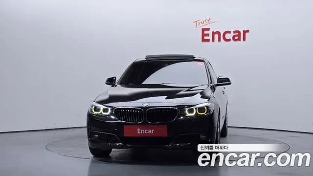 2018 BMW 3 Series GT (F34) GT 320d Sold VIN WBA8T3109JG804104 – rear exterior 2018 BMW 3 Series GT (F34) GT 320d Sold VIN WBA8T3109JG804104 – rear exterior