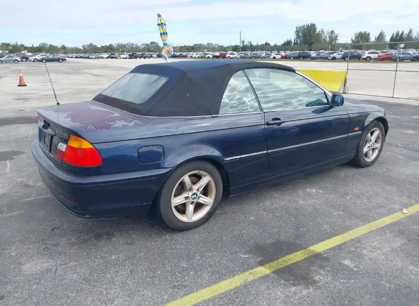 2002 BMW 325Ci Used VIN WBABS33402JY42995 – front exterior 2002 BMW 325Ci Used VIN WBABS33402JY42995 – front exterior