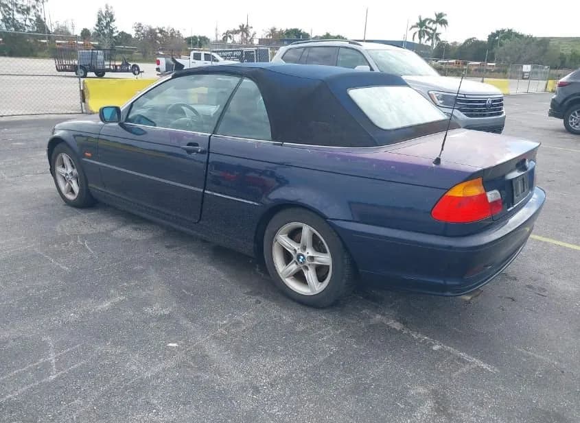 2002 BMW 325Ci Used VIN WBABS33402JY42995 – rear exterior 2002 BMW 325Ci Used VIN WBABS33402JY42995 – rear exterior