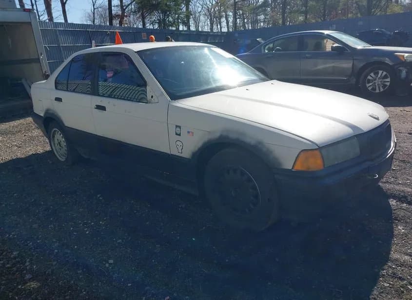 1992 BMW 325i Used VIN WBACB3319NFE02570 – front exterior 1992 BMW 325i Used VIN WBACB3319NFE02570 – front exterior