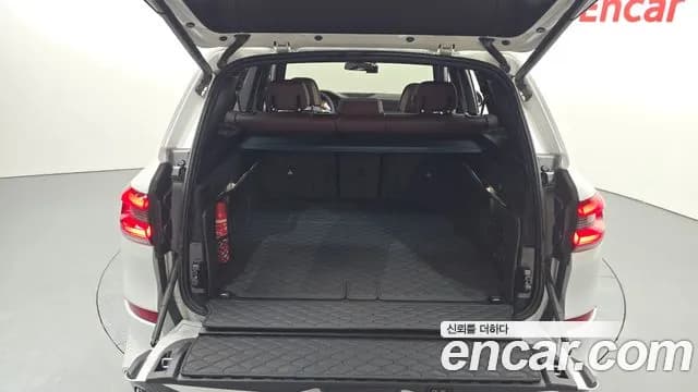2021 BMW X5 (G05) xDrive 40i M Sport Sold VIN WBACR6104M9F80584 – exterior detail 2021 BMW X5 (G05) xDrive 40i M Sport Sold VIN WBACR6104M9F80584 – exterior detail