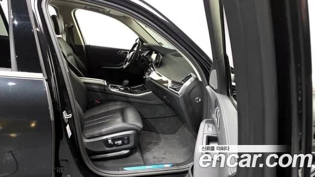2023 BMW X5 (G05) xDrive 40i xLine Sold VIN WBACR6104P9N45612 – side profile 2023 BMW X5 (G05) xDrive 40i xLine Sold VIN WBACR6104P9N45612 – side profile