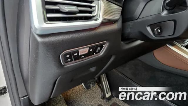 2021 BMW X5 (G05) xDrive 40i M Sport Sold VIN WBACR6105M9G35074 – trunk area 2021 BMW X5 (G05) xDrive 40i M Sport Sold VIN WBACR6105M9G35074 – trunk area