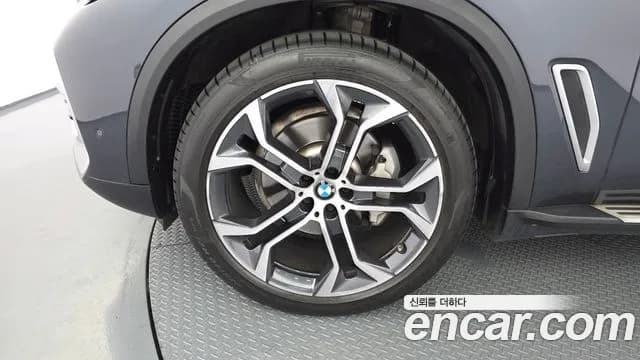 2022 BMW X5 (G05) xDrive 40i xLine Sold VIN WBACR6106N9L46557 – photo 19 2022 BMW X5 (G05) xDrive 40i xLine Sold VIN WBACR6106N9L46557 – photo 19