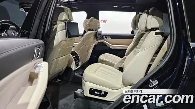 2021 BMW X7 (G07) xDrive 40i M Sport 6STR Sold VIN WBACW2106M9G00030 – trunk area 2021 BMW X7 (G07) xDrive 40i M Sport 6STR Sold VIN WBACW2106M9G00030 – trunk area