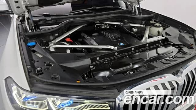 2022 BMW X7 (G07) xDrive 40i Design Pure Excellence 6-Seater Sold VIN WBACW2107N9M17816 – interior seats 2022 BMW X7 (G07) xDrive 40i Design Pure Excellence 6-Seater Sold VIN WBACW2107N9M17816 – interior seats
