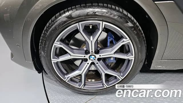 2023 BMW X6 (G06) xDrive40i M Sport Sold VIN WBACY6103P9N83559 – photo 18 2023 BMW X6 (G06) xDrive40i M Sport Sold VIN WBACY6103P9N83559 – photo 18