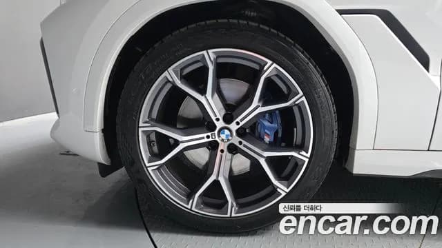 2023 BMW X6 (G06) xDrive40i M Sport Sold VIN WBACY6106P9P97073 – photo 14 2023 BMW X6 (G06) xDrive40i M Sport Sold VIN WBACY6106P9P97073 – photo 14