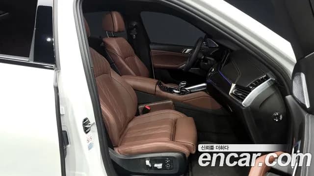 2023 BMW X6 (G06) xDrive40i M Sport Sold VIN WBACY6107P9R02025 – rear exterior 2023 BMW X6 (G06) xDrive40i M Sport Sold VIN WBACY6107P9R02025 – rear exterior