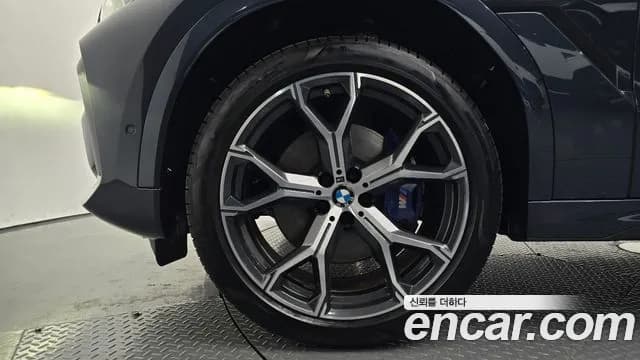 2022 BMW X6 (G06) xDrive40i M Sport Sold VIN WBACY6108N9L38270 – undercarriage 2022 BMW X6 (G06) xDrive40i M Sport Sold VIN WBACY6108N9L38270 – undercarriage