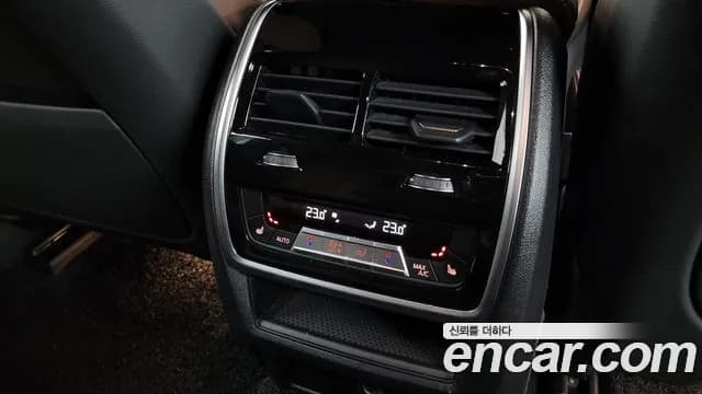 2021 BMW X6 (G06) xDrive40i M Sport Sold VIN WBACY610XM9E50876 – interior seats 2021 BMW X6 (G06) xDrive40i M Sport Sold VIN WBACY610XM9E50876 – interior seats