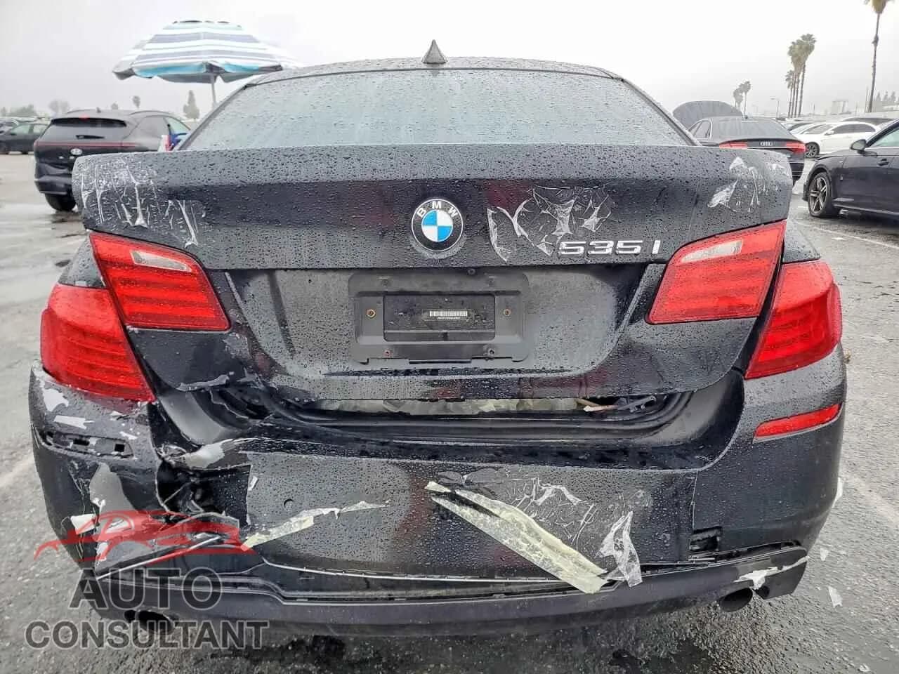 2011 BMW 5 SERIES Damaged VIN WBAFU7C53BDU53892 – engine bay 2011 BMW 5 SERIES Damaged VIN WBAFU7C53BDU53892 – engine bay