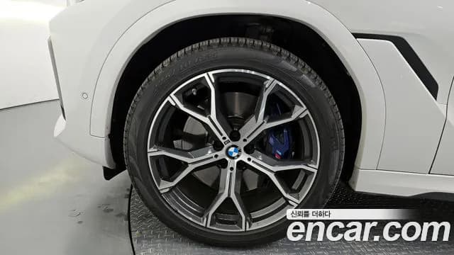 2020 BMW X6 (G06) xDrive30d M Sport Sold VIN WBAGT2102L9D63996 – front exterior 2020 BMW X6 (G06) xDrive30d M Sport Sold VIN WBAGT2102L9D63996 – front exterior