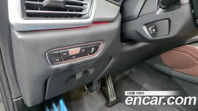 2022 BMW X6 (G06) xDrive30d M Sport Sold VIN WBAGT8103N9K20560 – interior seats 2022 BMW X6 (G06) xDrive30d M Sport Sold VIN WBAGT8103N9K20560 – interior seats