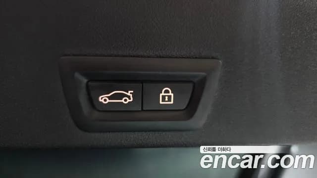 2021 BMW X6 (G06) xDrive30d M Sport Sold VIN WBAGT8107M9G09249 – interior seats 2021 BMW X6 (G06) xDrive30d M Sport Sold VIN WBAGT8107M9G09249 – interior seats