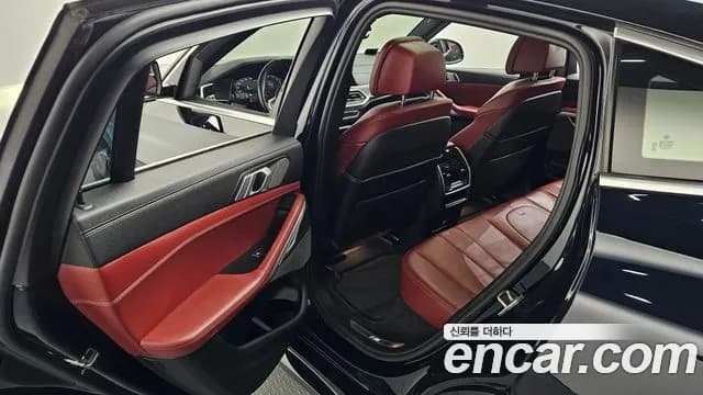 2021 BMW X6 (G06) xDrive30d M Sport Sold VIN WBAGT8109M9F72625 – trunk area 2021 BMW X6 (G06) xDrive30d M Sport Sold VIN WBAGT8109M9F72625 – trunk area