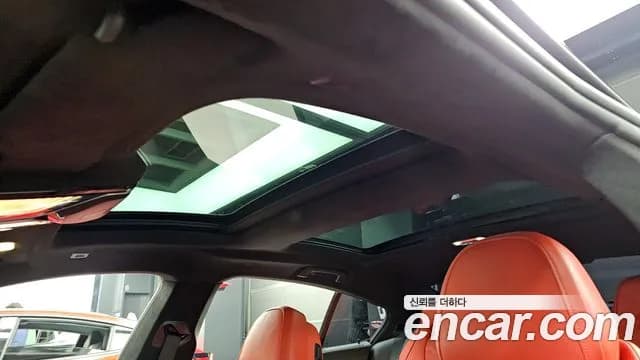 2020 BMW 8 Series (G15) 840i xDrive M Sport Gran Coupe Sold VIN WBAGV4101LCE63998 – interior seats 2020 BMW 8 Series (G15) 840i xDrive M Sport Gran Coupe Sold VIN WBAGV4101LCE63998 – interior seats