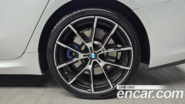 2021 BMW 8 Series (G15) 840i xDrive M Sport Gran Coupe Sold VIN WBAGV4107MCH28022 – undercarriage 2021 BMW 8 Series (G15) 840i xDrive M Sport Gran Coupe Sold VIN WBAGV4107MCH28022 – undercarriage