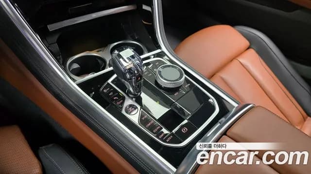 2023 BMW 8 Series (G15) M850i xDrive Gran Coupe Sold VIN WBAGV8101PCM68130 – interior seats 2023 BMW 8 Series (G15) M850i xDrive Gran Coupe Sold VIN WBAGV8101PCM68130 – interior seats