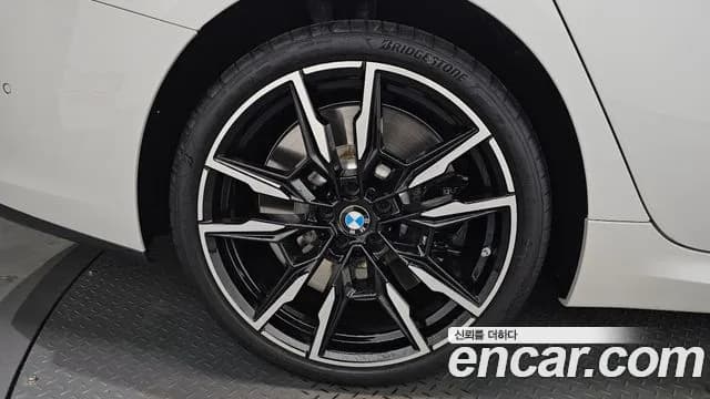 2025 BMW 8 Series (G15) M850i xDrive Gran Coupe Sold VIN WBAGV8107SCT51256 – photo 39 2025 BMW 8 Series (G15) M850i xDrive Gran Coupe Sold VIN WBAGV8107SCT51256 – photo 39