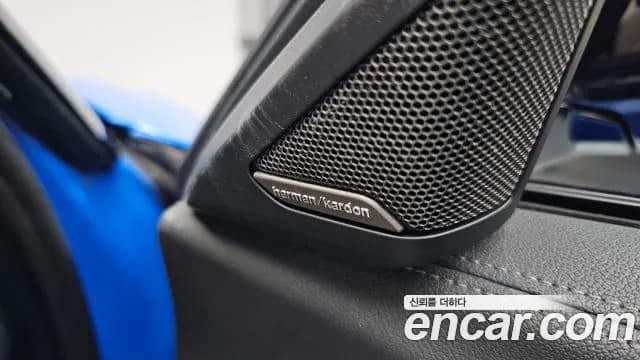 2022 BMW Z4 (G29) M40i Sold VIN WBAHF9102NWX53552 – interior seats 2022 BMW Z4 (G29) M40i Sold VIN WBAHF9102NWX53552 – interior seats