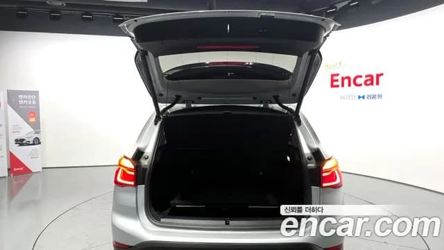 2017 BMW X1 (F48) xDrive 18d Sold VIN WBAHT9100H5J08448 – trunk area 2017 BMW X1 (F48) xDrive 18d Sold VIN WBAHT9100H5J08448 – trunk area
