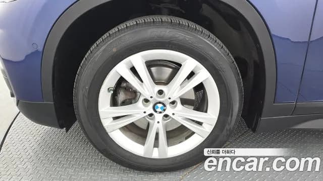 2017 BMW X1 (F48) xDrive 18d Sold VIN WBAHT9104H5J06816 – side profile 2017 BMW X1 (F48) xDrive 18d Sold VIN WBAHT9104H5J06816 – side profile