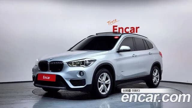 2017 BMW X1 (F48) xDrive 18d Sold VIN WBAHT9107H5J10004 – interior seats 2017 BMW X1 (F48) xDrive 18d Sold VIN WBAHT9107H5J10004 – interior seats