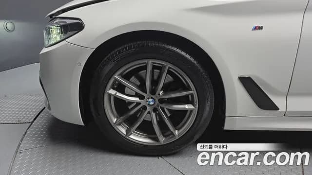 2018 BMW 5Series (G30) 520d M Sport package Sold VIN WBAJC3100JG997602 – side profile 2018 BMW 5Series (G30) 520d M Sport package Sold VIN WBAJC3100JG997602 – side profile