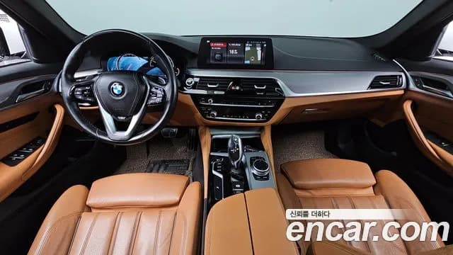 2017 BMW 5Series (G30) 520d M Sport package Sold VIN WBAJC3102HG991391 – interior seats 2017 BMW 5Series (G30) 520d M Sport package Sold VIN WBAJC3102HG991391 – interior seats