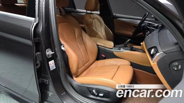 2018 BMW 5 Series (G30) 520d M Sport Special Edition Sold VIN WBAJC3102JG994555 – exterior detail 2018 BMW 5 Series (G30) 520d M Sport Special Edition Sold VIN WBAJC3102JG994555 – exterior detail