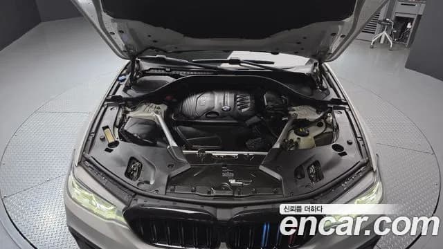 2018 BMW 5 Series (G30) 520d M Sport package Sold VIN WBAJC3102JG997570 – engine bay 2018 BMW 5 Series (G30) 520d M Sport package Sold VIN WBAJC3102JG997570 – engine bay