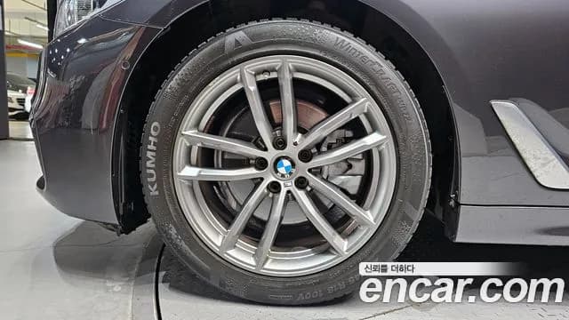 2018 BMW 5Series (G30) 520d M Sport Package Plus Sold VIN WBAJC3102JG998069 – photo 21 2018 BMW 5Series (G30) 520d M Sport Package Plus Sold VIN WBAJC3102JG998069 – photo 21