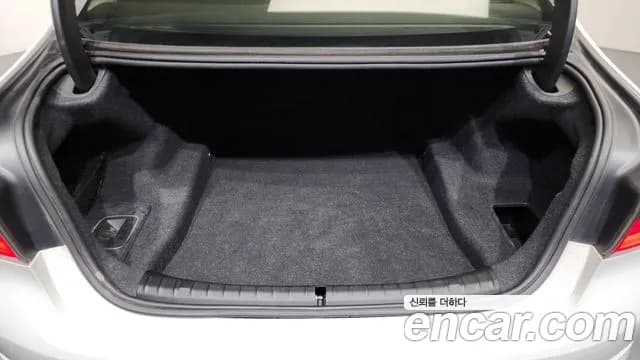 2018 BMW 5Series (G30) 520d Luxury Special Edition Sold VIN WBAJC3103JWC95881 – photo 11 2018 BMW 5Series (G30) 520d Luxury Special Edition Sold VIN WBAJC3103JWC95881 – photo 11