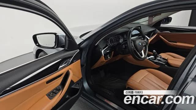 2018 BMW 5Series (G30) 520d Luxury Special Edition Sold VIN WBAJC3106JWB79915 – exterior detail 2018 BMW 5Series (G30) 520d Luxury Special Edition Sold VIN WBAJC3106JWB79915 – exterior detail