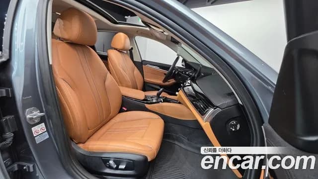 2018 BMW 5Series (G30) 520d Luxury Special Edition Sold VIN WBAJC3106JWB79915 – photo 14 2018 BMW 5Series (G30) 520d Luxury Special Edition Sold VIN WBAJC3106JWB79915 – photo 14