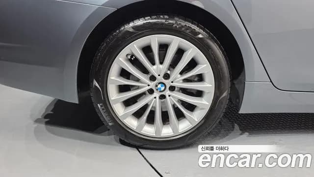 2018 BMW 5Series (G30) 520d Luxury Special Edition Sold VIN WBAJC3106JWB79915 – photo 20 2018 BMW 5Series (G30) 520d Luxury Special Edition Sold VIN WBAJC3106JWB79915 – photo 20
