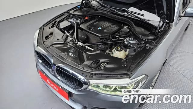 2017 BMW 5Series (G30) 520d M Sport Package Plus Sold VIN WBAJC3107HG924219 – side profile 2017 BMW 5Series (G30) 520d M Sport Package Plus Sold VIN WBAJC3107HG924219 – side profile