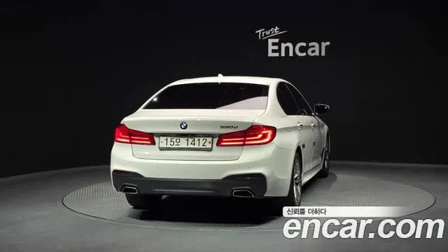 2017 BMW 5 Series (G30) 520d M Sport package Sold VIN WBAJC3108HG854908 – photo 17 2017 BMW 5 Series (G30) 520d M Sport package Sold VIN WBAJC3108HG854908 – photo 17