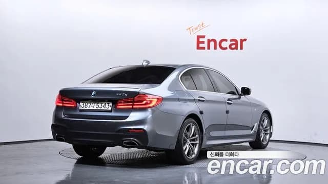 2018 BMW 5 Series (G30) 520d M Sport package Sold VIN WBAJC3109JWB76989 – photo 11 2018 BMW 5 Series (G30) 520d M Sport package Sold VIN WBAJC3109JWB76989 – photo 11