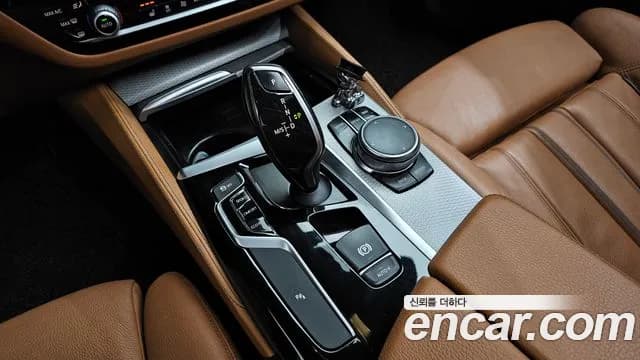 2018 BMW 5 Series (G30) 520d M Sport package Sold VIN WBAJC3109JWB76989 – photo 17 2018 BMW 5 Series (G30) 520d M Sport package Sold VIN WBAJC3109JWB76989 – photo 17