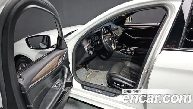 2018 BMW 5 Series (G30) 520d M Sport Package Plus Sold VIN WBAJC310XJG996652 – dashboard 2018 BMW 5 Series (G30) 520d M Sport Package Plus Sold VIN WBAJC310XJG996652 – dashboard