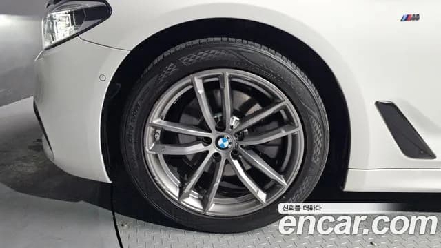 2018 BMW 5 Series (G30) 520d M Sport Package Plus Sold VIN WBAJC310XJG996652 – photo 11 2018 BMW 5 Series (G30) 520d M Sport Package Plus Sold VIN WBAJC310XJG996652 – photo 11