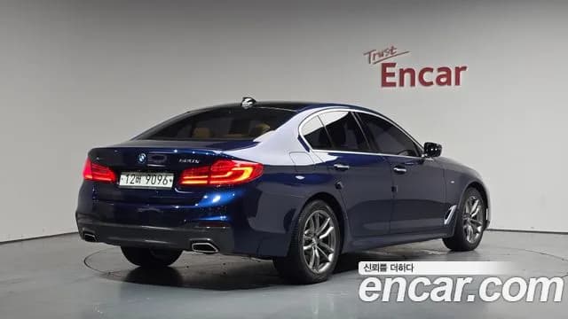 2018 BMW 5Series (G30) 520d xDrive M Sport Package Sold VIN WBAJC5100JWB87133 – photo 19 2018 BMW 5Series (G30) 520d xDrive M Sport Package Sold VIN WBAJC5100JWB87133 – photo 19