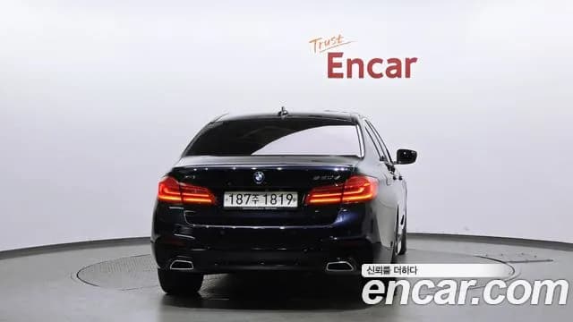 2018 BMW 5 Series (G30) 520d xDrive M Sport Package Sold VIN WBAJC5103JWB86039 – photo 18 2018 BMW 5 Series (G30) 520d xDrive M Sport Package Sold VIN WBAJC5103JWB86039 – photo 18