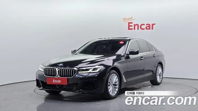 2018 BMW 5Series (G30) 520d xDrive Luxury Plus Sold VIN WBAJC5107JWE55062 – rear exterior 2018 BMW 5Series (G30) 520d xDrive Luxury Plus Sold VIN WBAJC5107JWE55062 – rear exterior