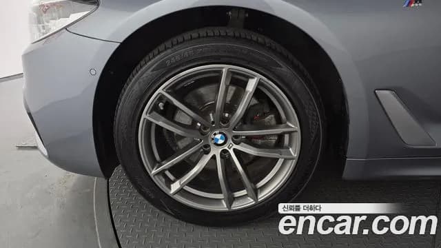 2018 BMW 5Series (G30) 520d xDrive M Sport Package Plus Sold VIN WBAJC5108JWE54485 – interior seats 2018 BMW 5Series (G30) 520d xDrive M Sport Package Plus Sold VIN WBAJC5108JWE54485 – interior seats