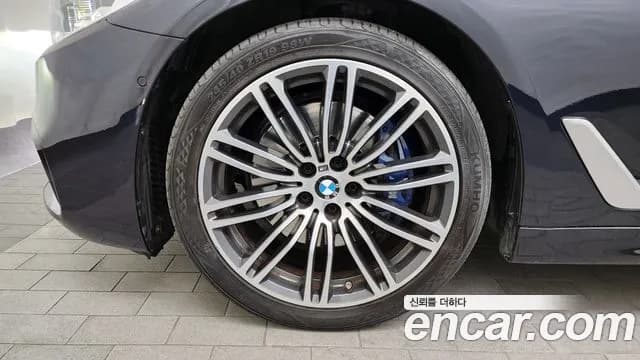 2018 BMW 5Series (G30) 530d M Sport Package Sold VIN WBAJC9100JG943932 – odometer reading 2018 BMW 5Series (G30) 530d M Sport Package Sold VIN WBAJC9100JG943932 – odometer reading
