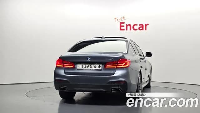 2018 BMW 5 Series (G30) 530i M Sport Package Plus Sold VIN WBAJD3100JB255579 – trunk area 2018 BMW 5 Series (G30) 530i M Sport Package Plus Sold VIN WBAJD3100JB255579 – trunk area